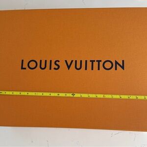 Louis Vuitton Signature Huge Orange Box 23 inches wide 17 inches height